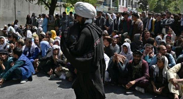 ভেঙে পড়ছে আফগানিস্তানের ব্যাংকিং ব্যবস্থা