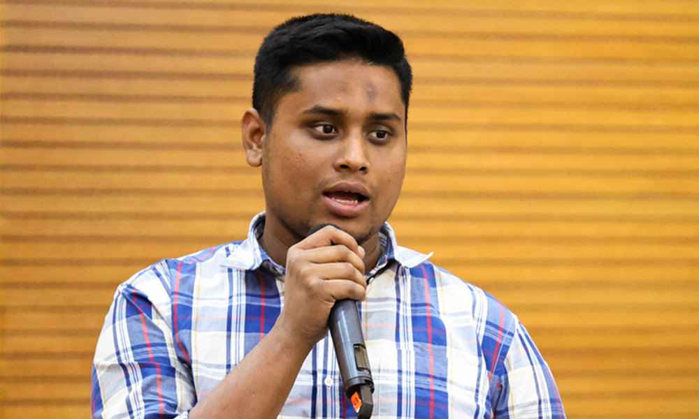 'সেনাবাহিনীর সঙ্গে কাঁধে কাঁধ মিলিয়ে লড়াই করব'