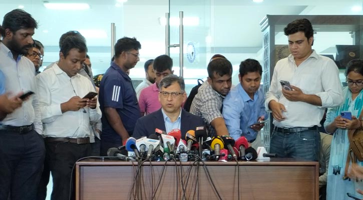 নির্বাচন ছাড়া ক্ষমতায় থাকা বিপজ্জনক: সালাহউদ্দিন