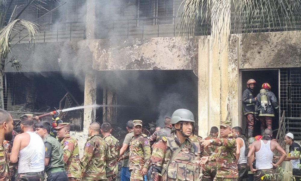 বার্ন ইনস্টিটিউটে নেওয়া হয়েছে ১৩ জনকে