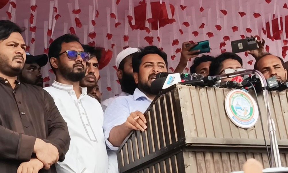 এনসিপিতে চাঁদাবাজদের ঠাই নেই : নাহিদ