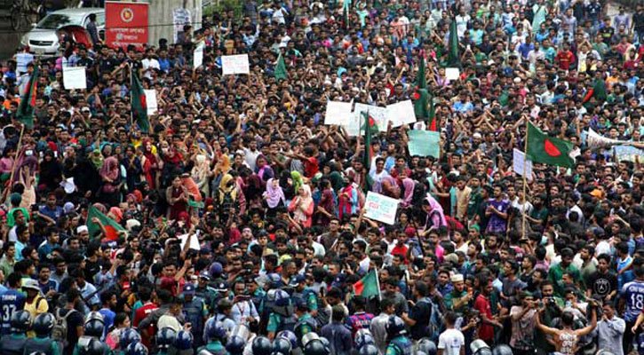 আন্দোলন ফিরিয়ে আনে প্রাইভেট বিশ্ববিদ্যালয়