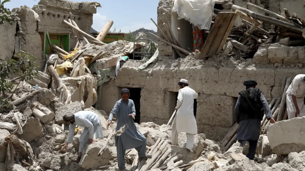 ভূমিকম্পে আফগানিস্তান, নিহত ৫০০