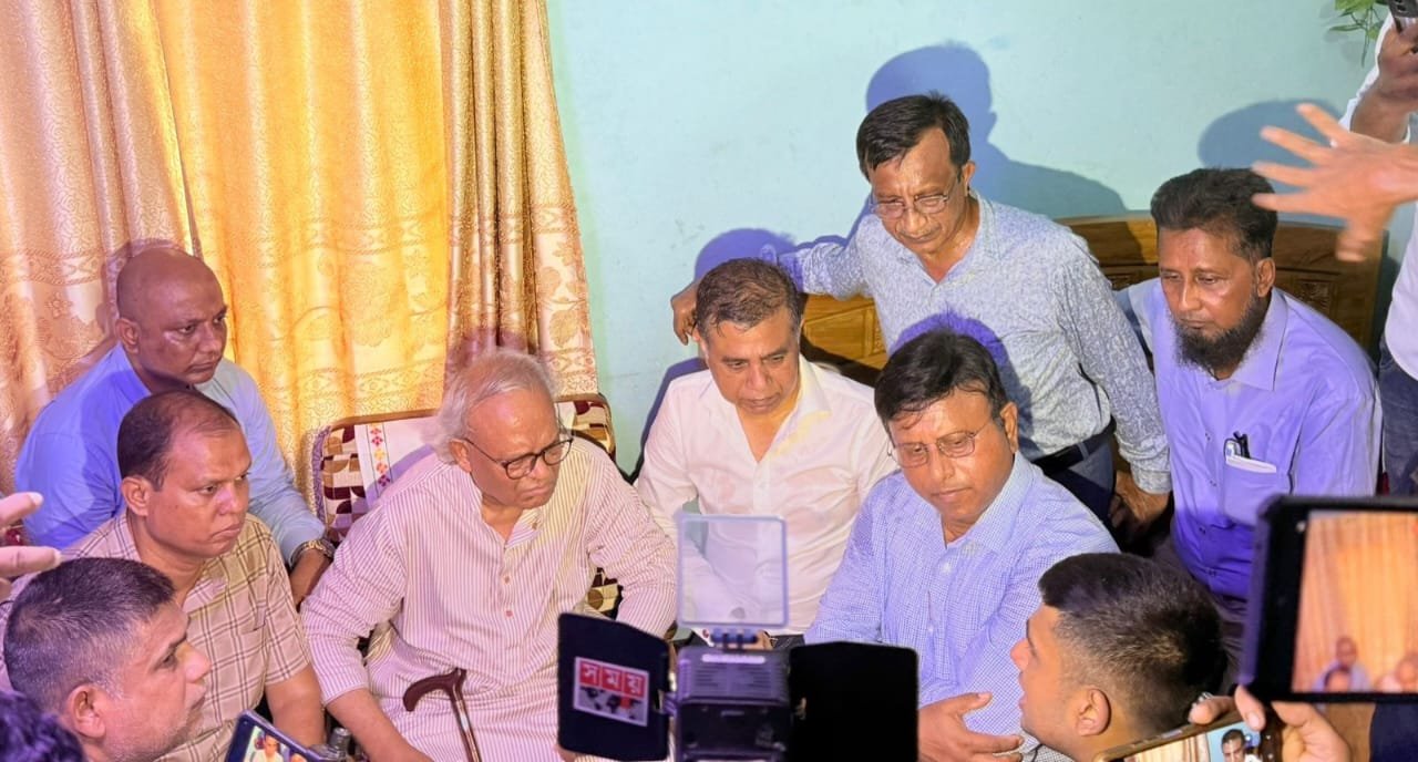 হাসিনার প্রেতাত্মারা এখনো প্রশাসনে আছে:রিজভী