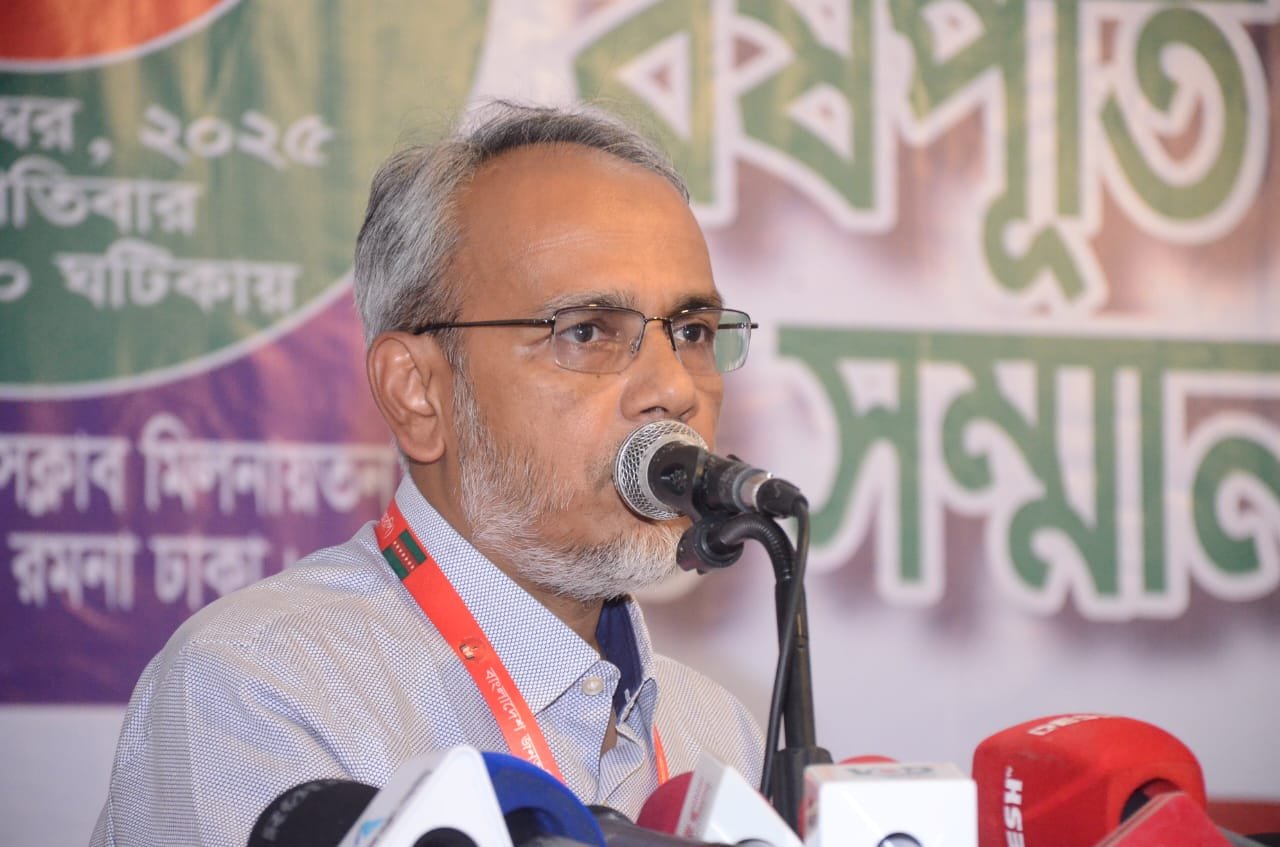 একটি বিশেষ দল ষড়যন্ত্রে লিপ্ত হয়েছে : ডা.রফিক