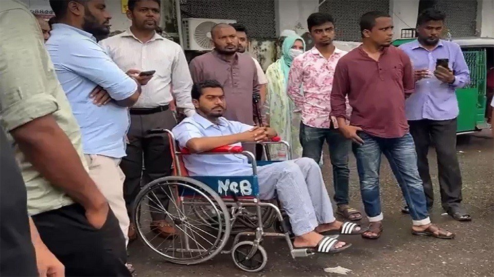 ১৮ দিন পর হাসপাতাল থেকে ছাড়া পেলেন নুর