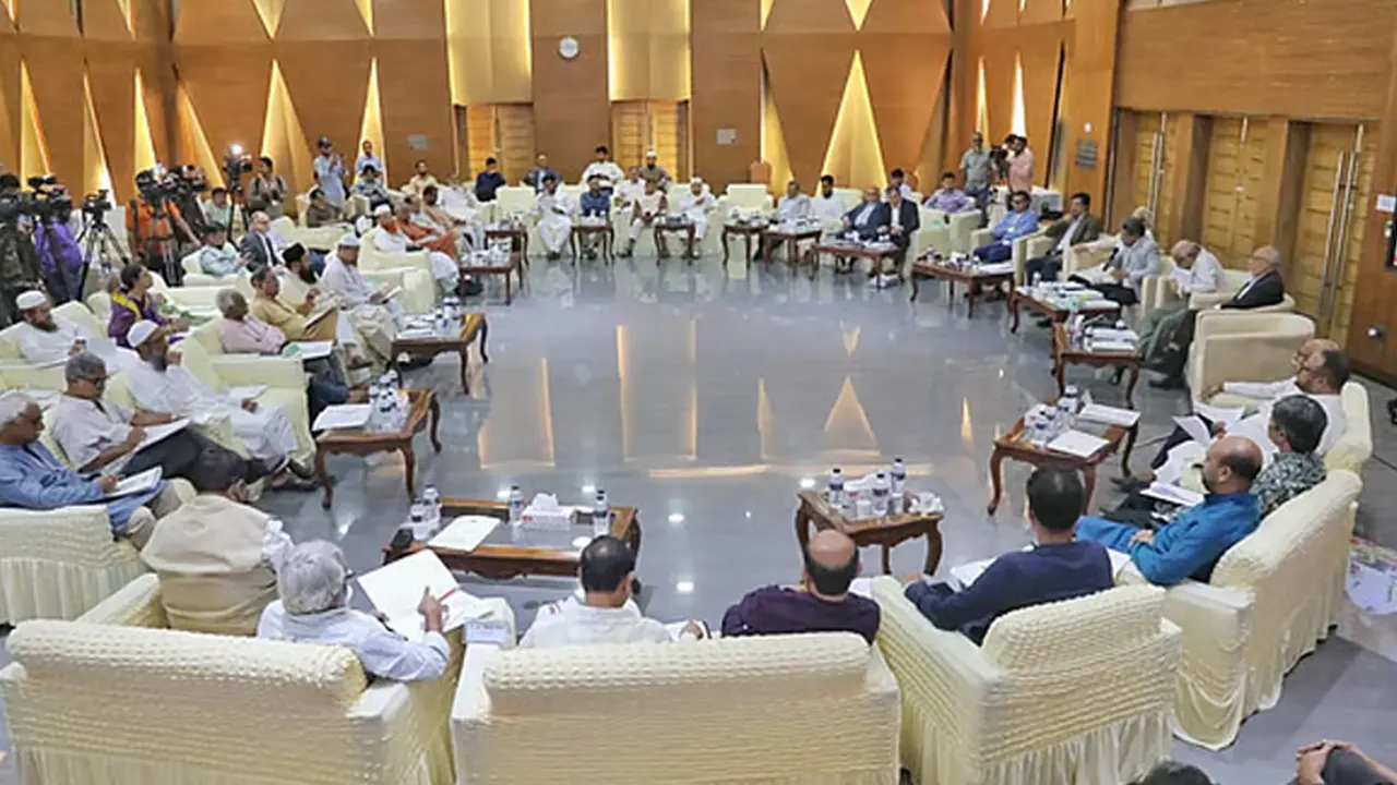 সংবিধান আদেশে জুলাই সনদ বাস্তবায়নের সুপারিশ