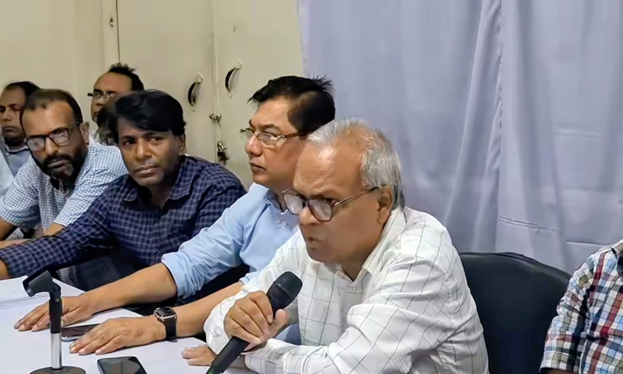 সংকট সৃষ্টি হলে‘কালো ঘোড়ার প্রবেশ’ হতে পারে:রিজভী