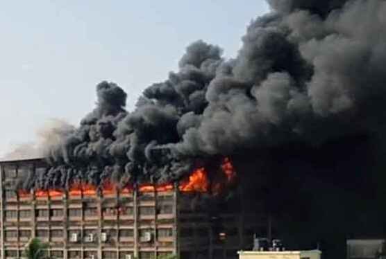 চট্টগ্রামে পোশাক কারখানায় ভয়াবহ আগুন