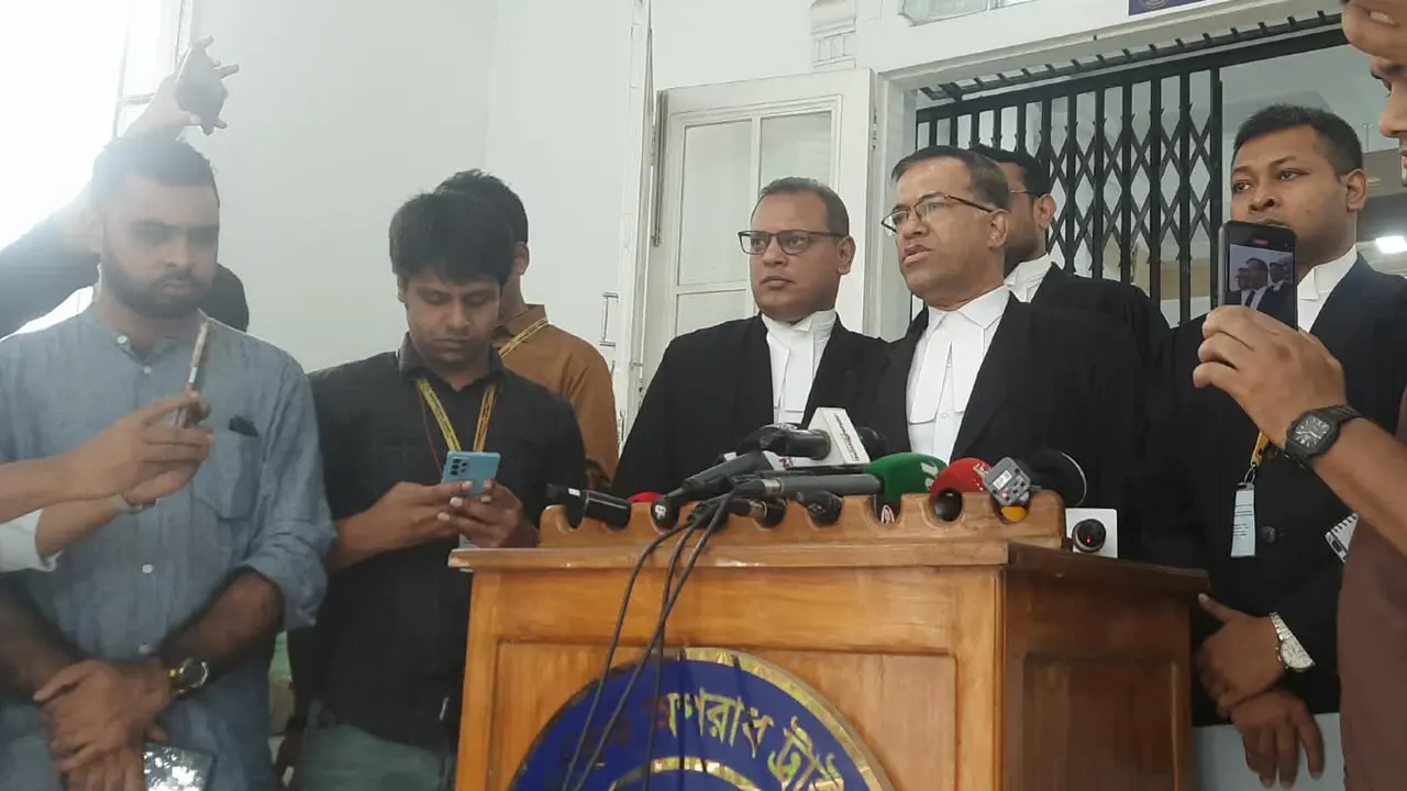 গ্রেপ্তার নয় আত্মসমর্পণ,ন্যায়বিচার পাব:আইনজীবী