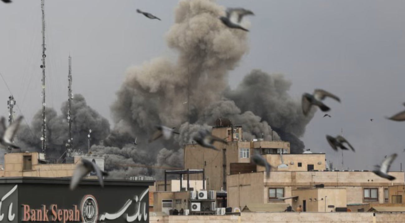 ‘চিন্তার গতির’ চেয়েও দ্রুত এআই-নির্ভর বোমাবর্ষণ যুগের সূচনা