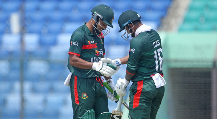 শান্ত-লিটনের ফিফটিতে ঘুরে দাঁড়াল বাংলাদেশ