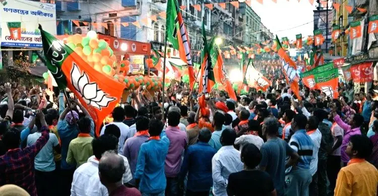 বিজেপির জয়ে ভোটার বাদ পড়ার ছায়া