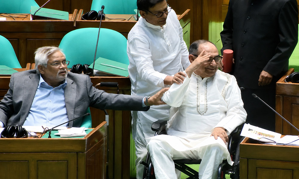 ৫ মাস পর সংসদে আব্বাস, স্বাগত জানালেন স্পিকার